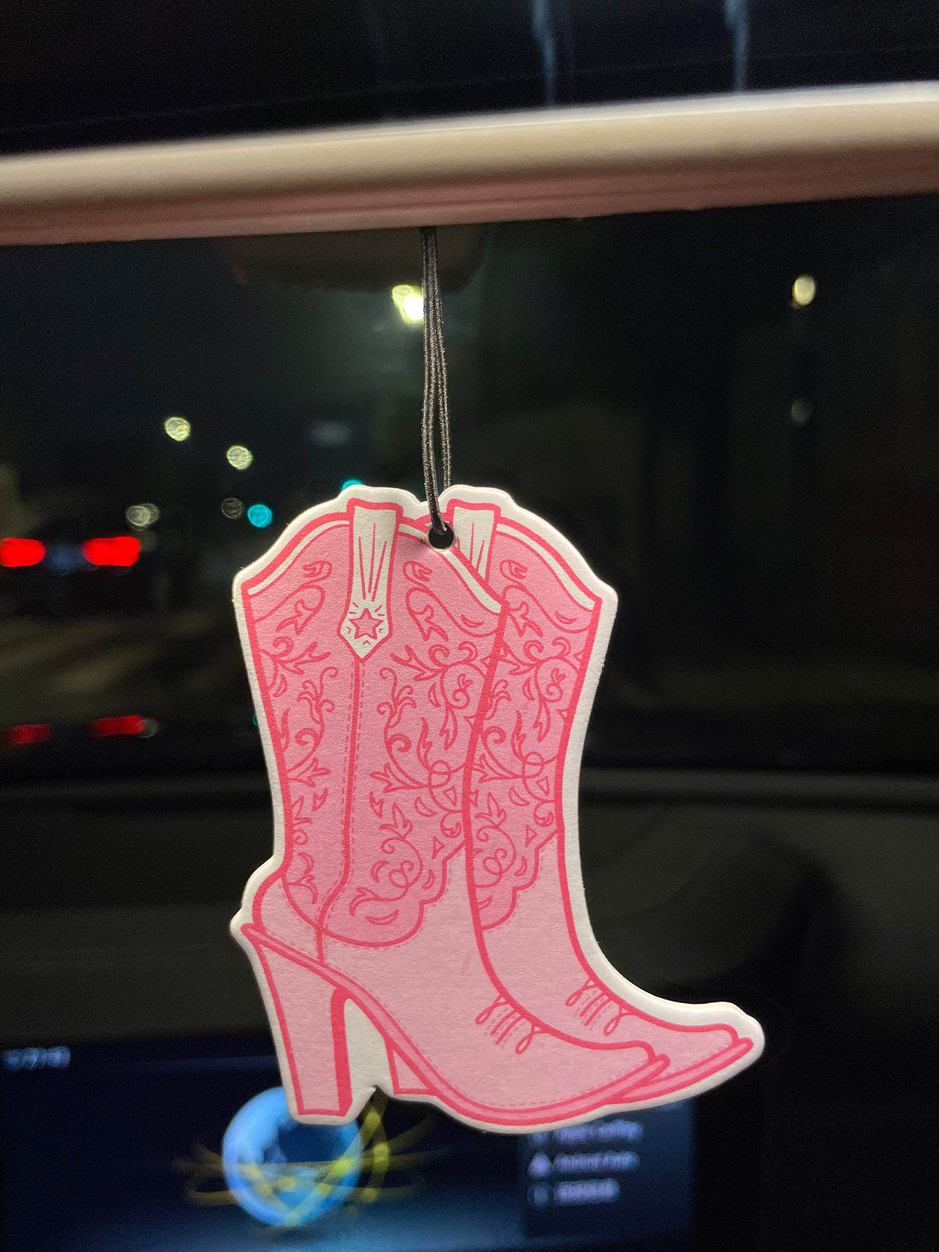 Bathroom Home Essentials Store - Boots/Freesia Fresh Scent Five-Star Neutral Car