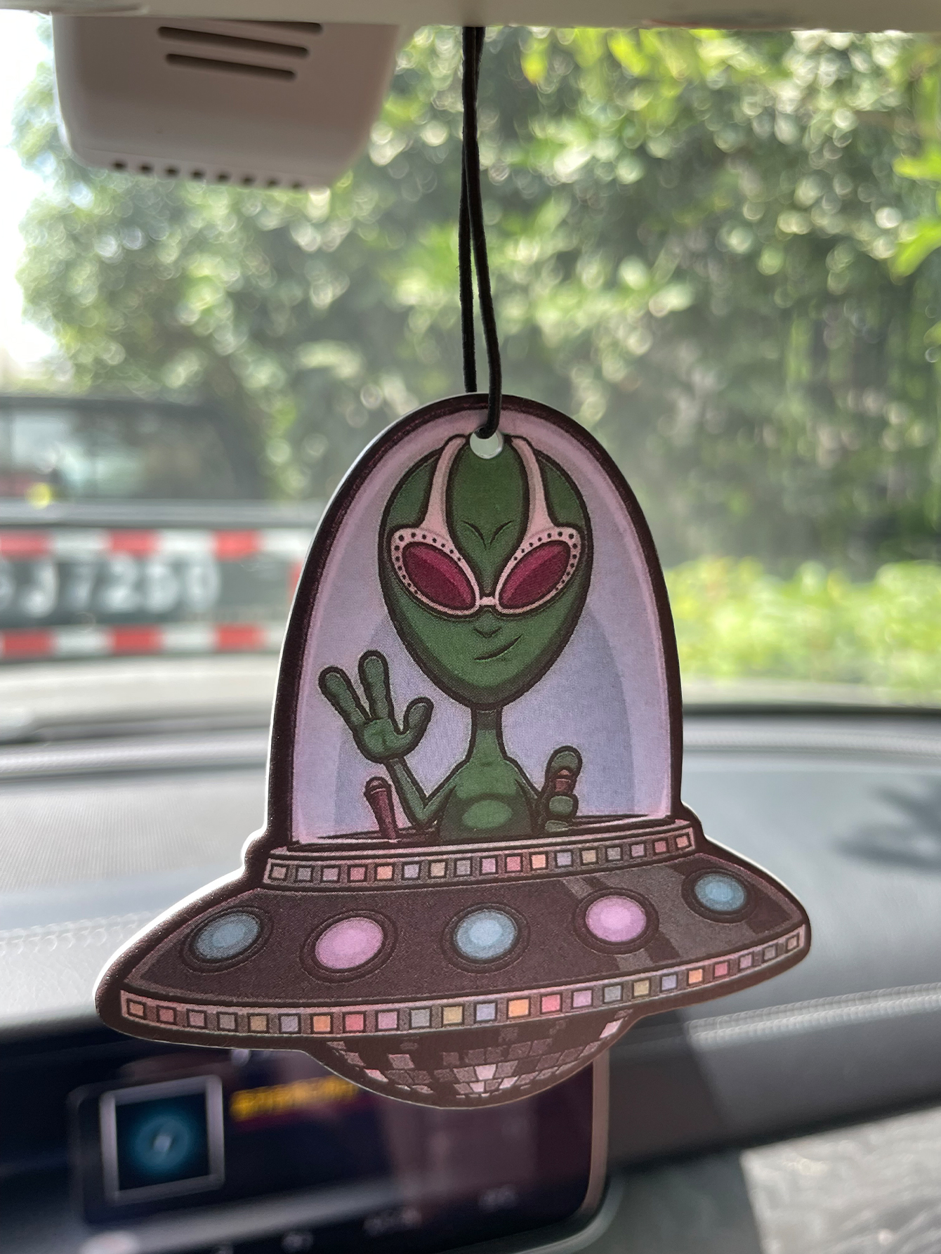 Bathroom Home Essentials Store - Alien/Hilton Fresh Scent Five-Star Neutral Car
