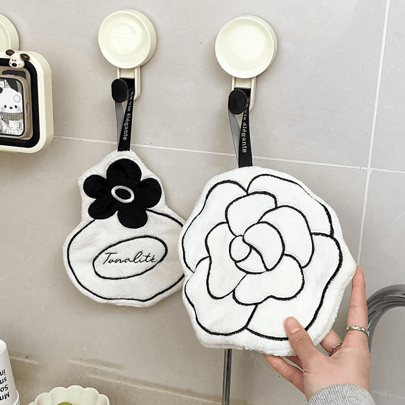 NEW Double-thickness Hand Towe - Home Bathroom Mats のレビューと価格