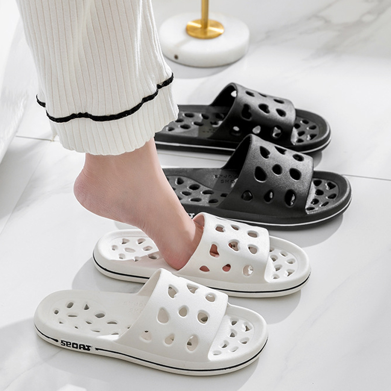 House Slipper Woman Cloud Holl - Home Outdoor Bathroom のレビューと価格
